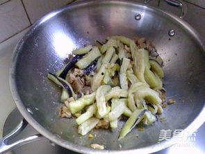 咸鱼茄瓜怎么吃,家常美味新尝试